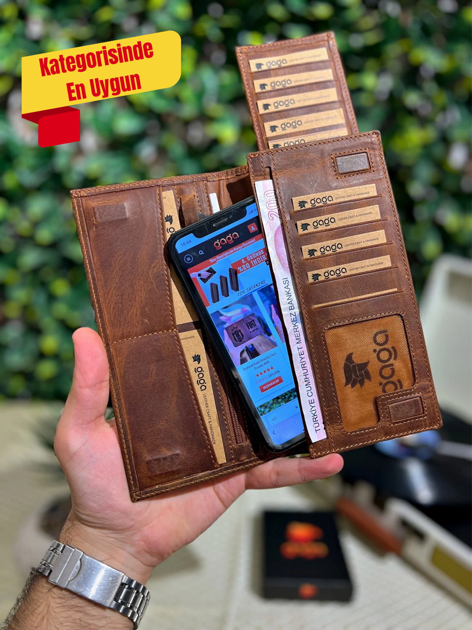 4 Telefon Bölmeli Mıknatıslı Cüzdan Ve Kartlık Eskitme Deri Fındık 1047