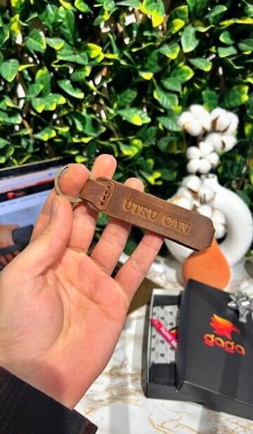 Hakiki Deri Anahtarlık İsim Baskılı Fındık 01