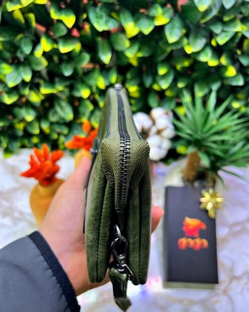 El Çantası Hakiki Deri Tutamaçlı Yeşil 1029