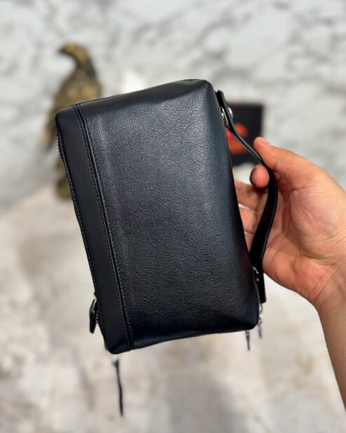 Multi Çok Bölmeli Çanta Parlak Siyah 105