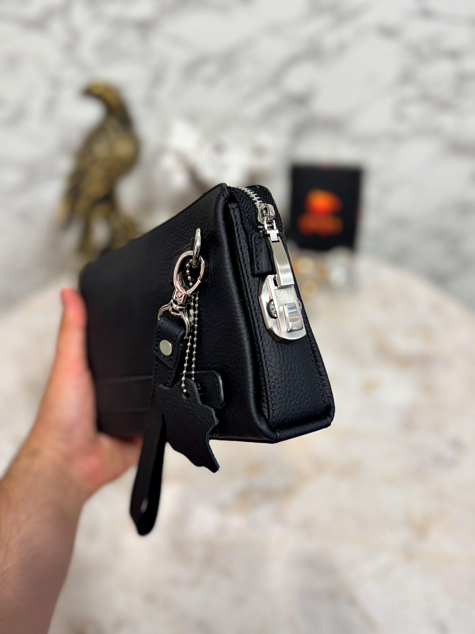 Created with RNI Films app. Profile 'None' Secure Şifreli Tutamaçlı Çanta Siyah 103