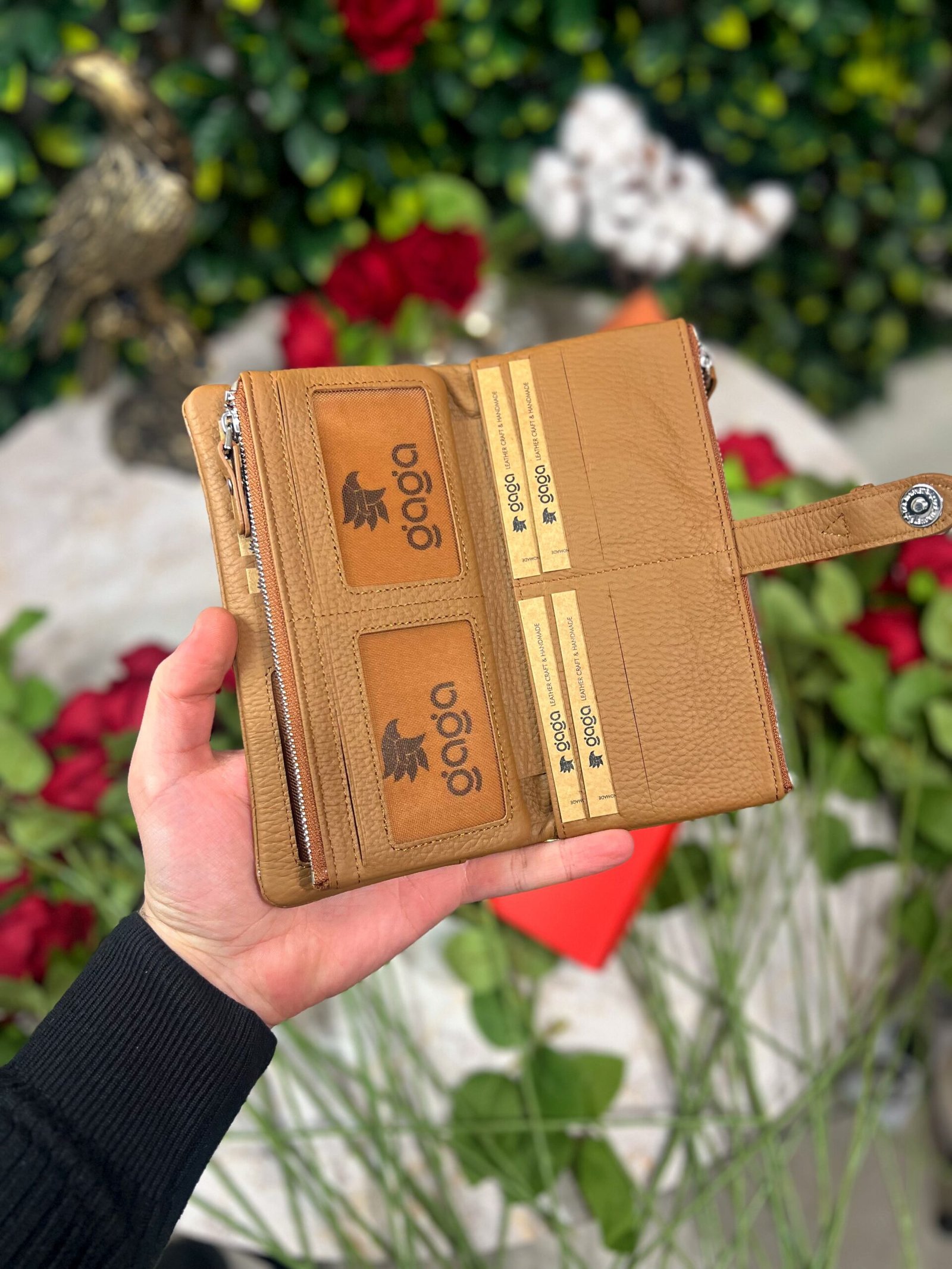 Created with RNI Films app. Profile 'None' Fermuarlı & Mıknatıslı Kadın Cüzdan Camel 1088