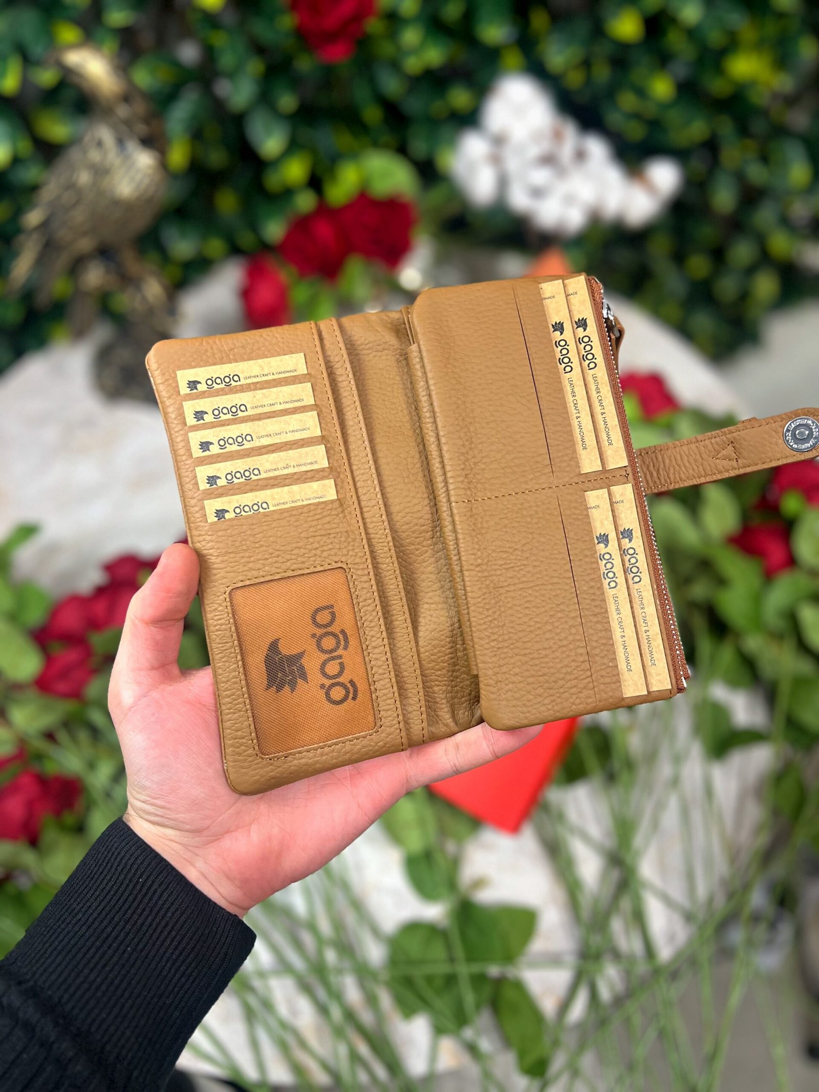 Created with RNI Films app. Profile 'None' Fermuarlı & Mıknatıslı Kadın Cüzdan Camel 1088